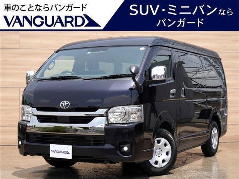TOYOTA HIACE