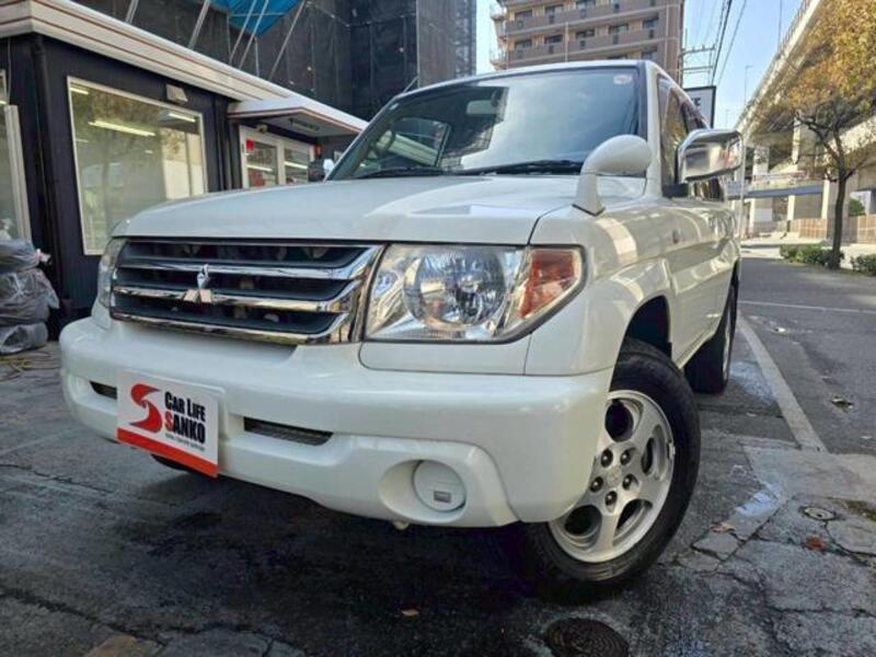 MITSUBISHI PAJERO IO