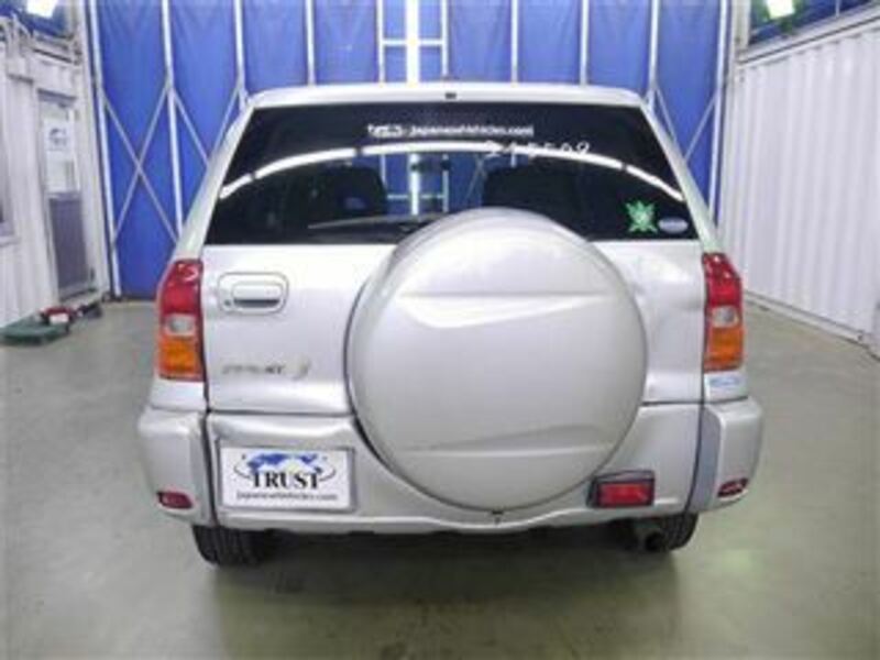 RAV4