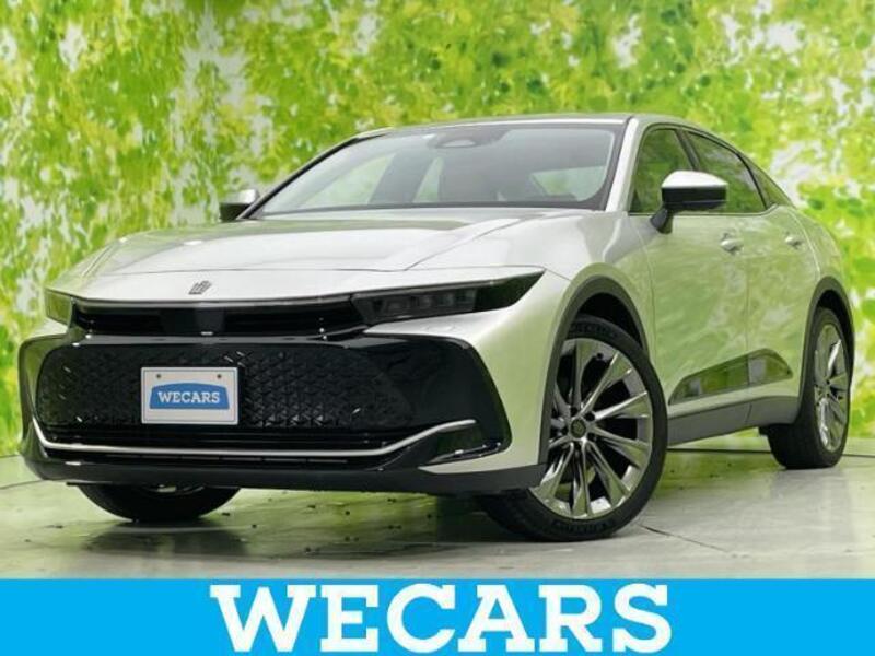TOYOTA CROWN CROSSOVER