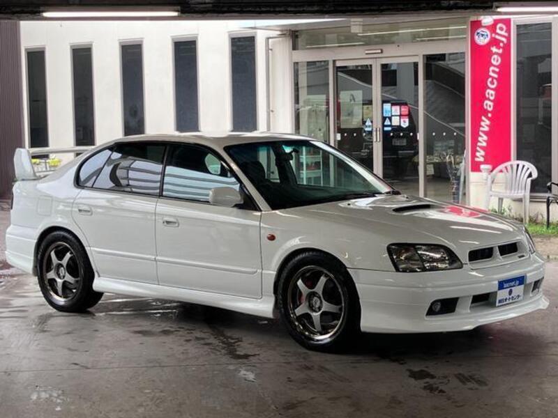 SUBARU LEGACY B4