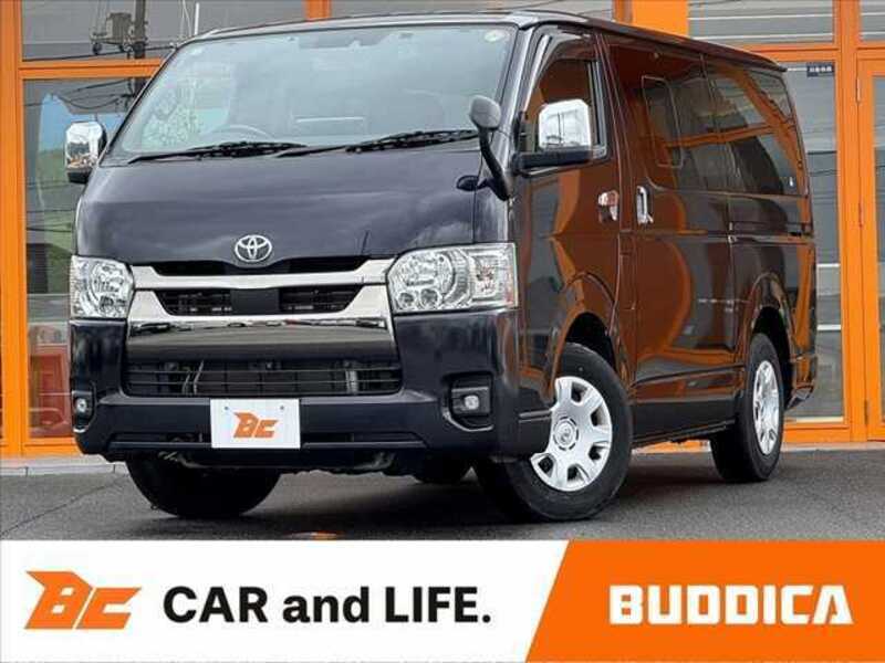 TOYOTA HIACE