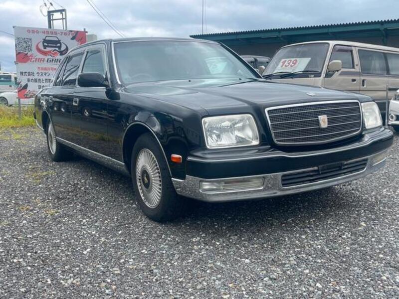 TOYOTA CENTURY