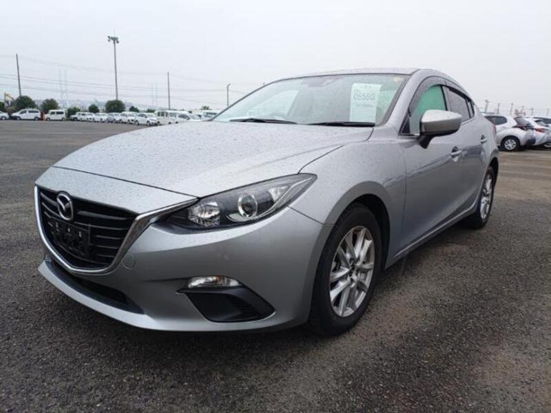 MAZDA AXELA