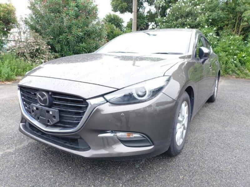MAZDA AXELA