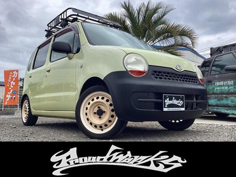 DAIHATSU MOVE LATTE
