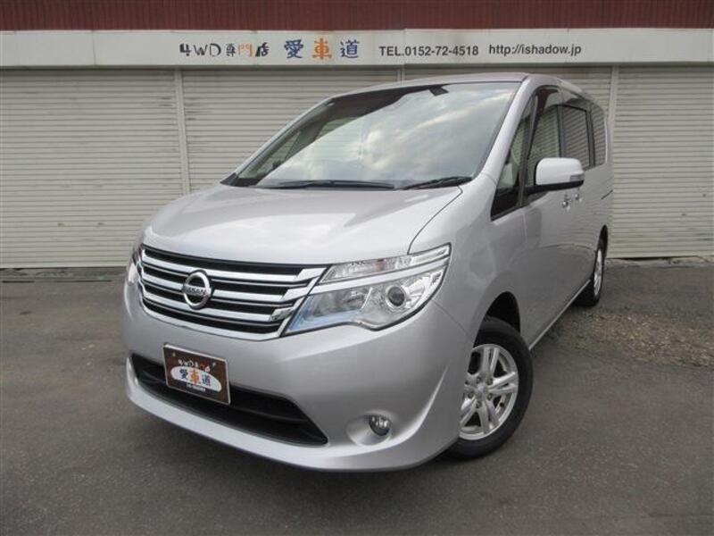 NISSAN SERENA