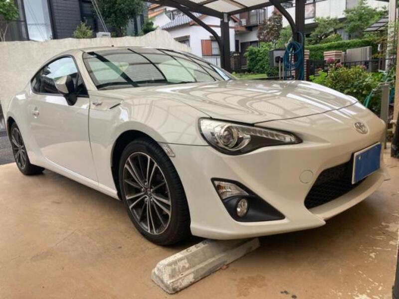 TOYOTA 86