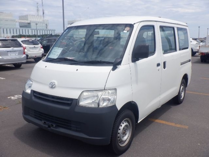 TOYOTA TOWN ACE VAN