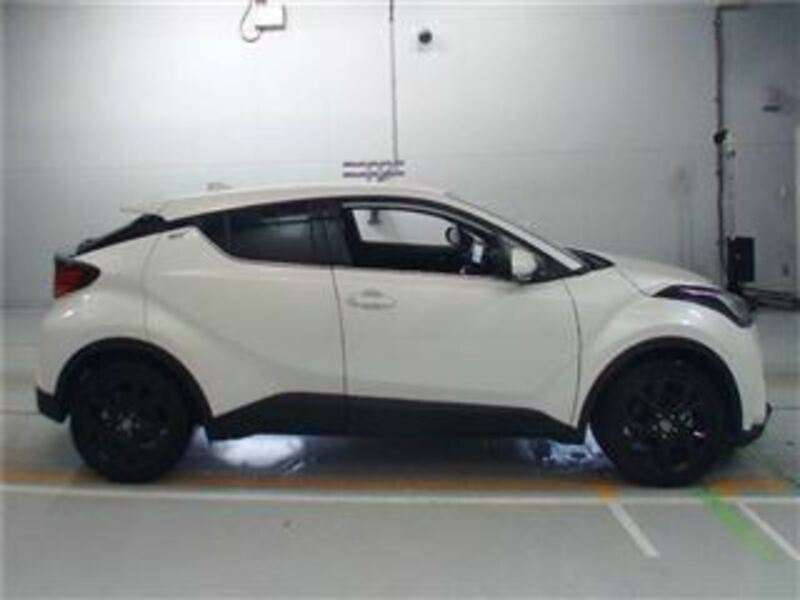 C-HR-2