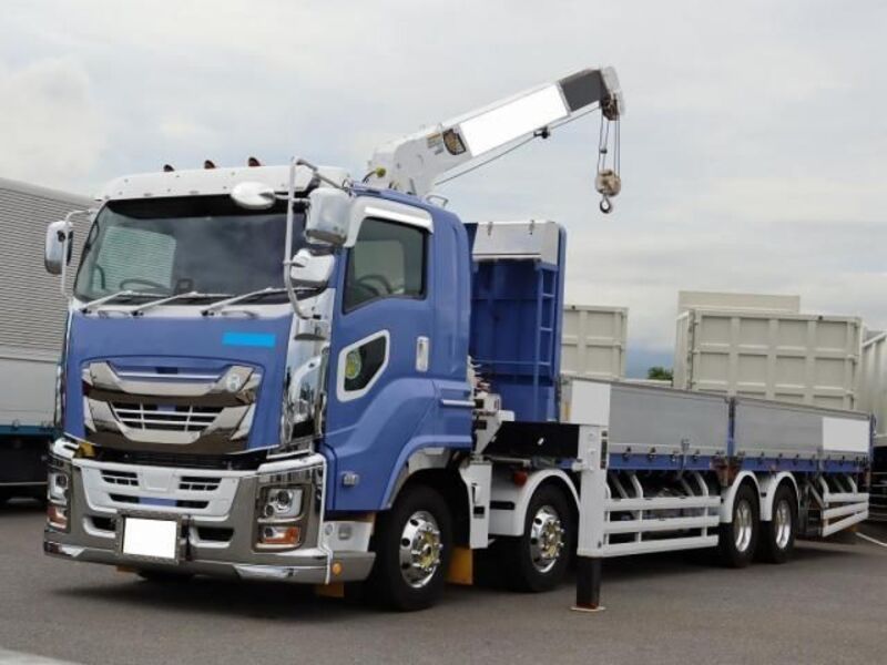 ISUZU GIGA