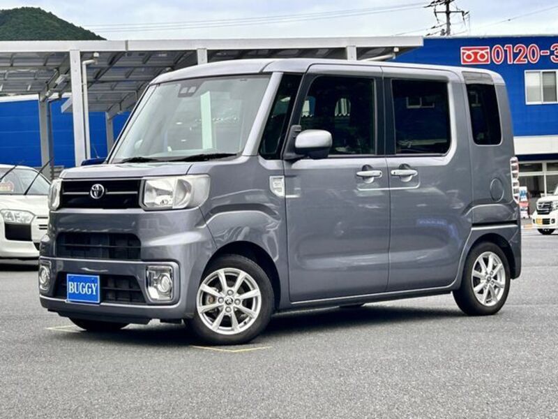 TOYOTA PIXIS MEGA