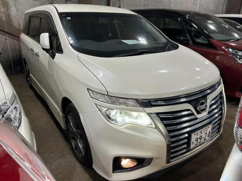 NISSAN ELGRAND