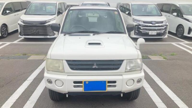 MITSUBISHI PAJERO MINI