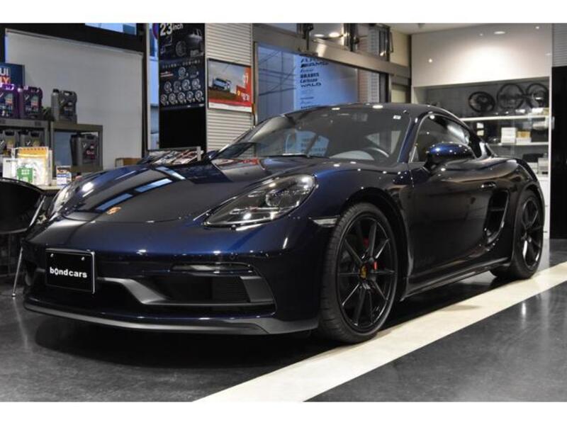 PORSCHE 718 CAYMAN