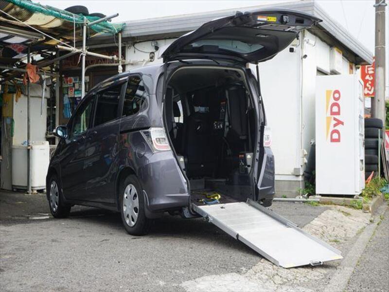 HONDA FREED