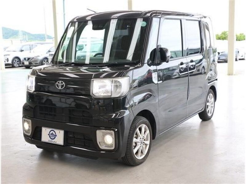 TOYOTA PIXIS MEGA