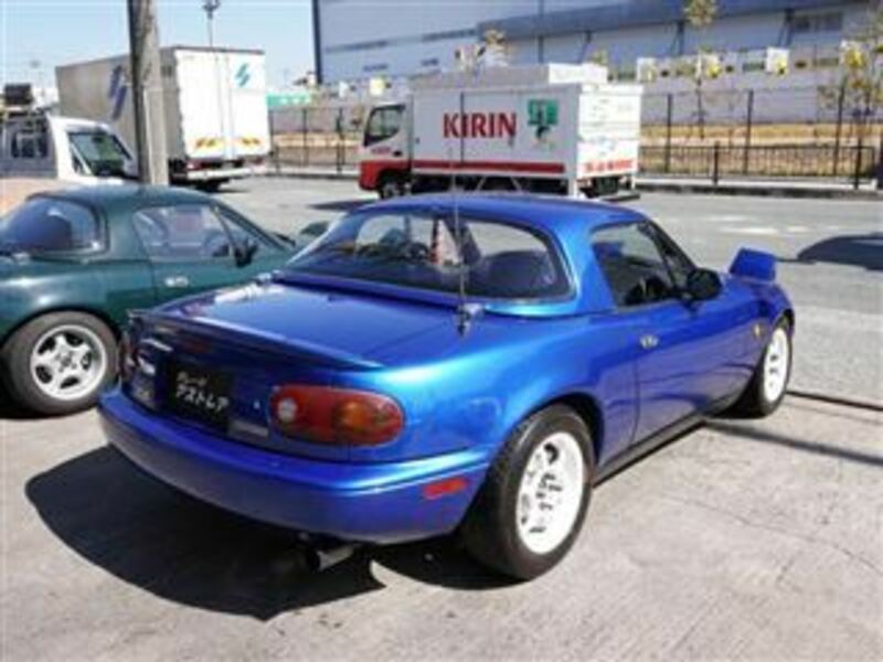 EUNOS ROADSTER