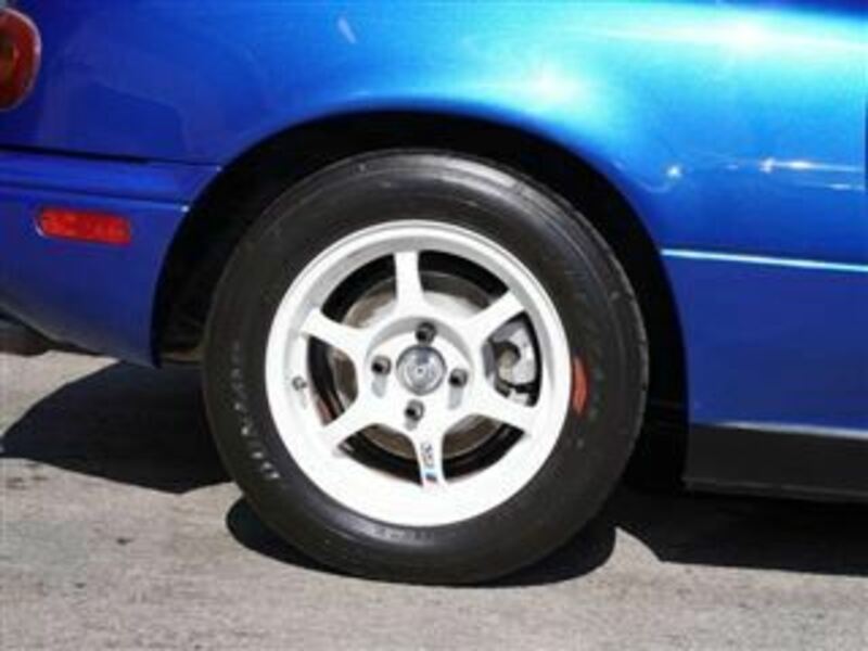 EUNOS ROADSTER