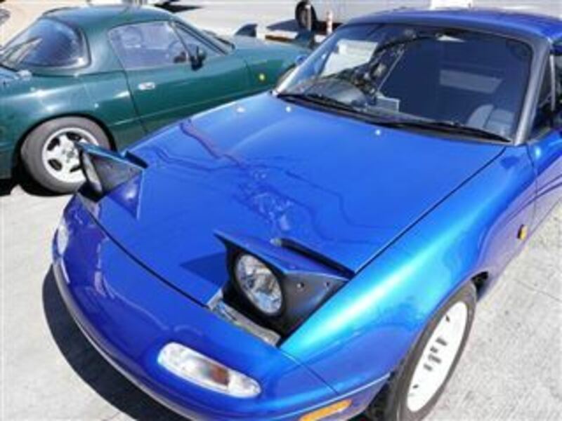 EUNOS ROADSTER