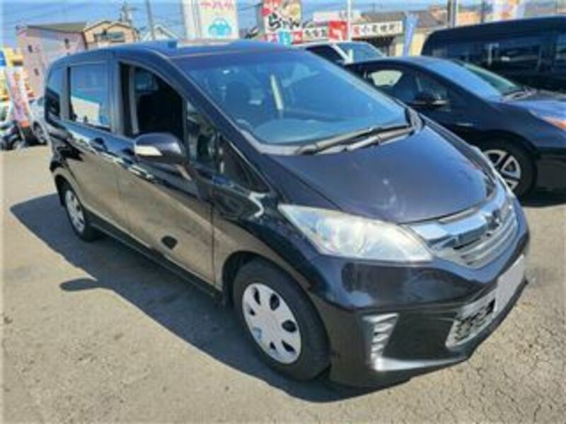 HONDA　FREED