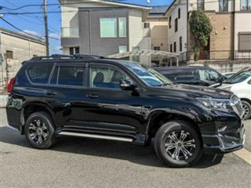 LAND CRUISER PRADO-2