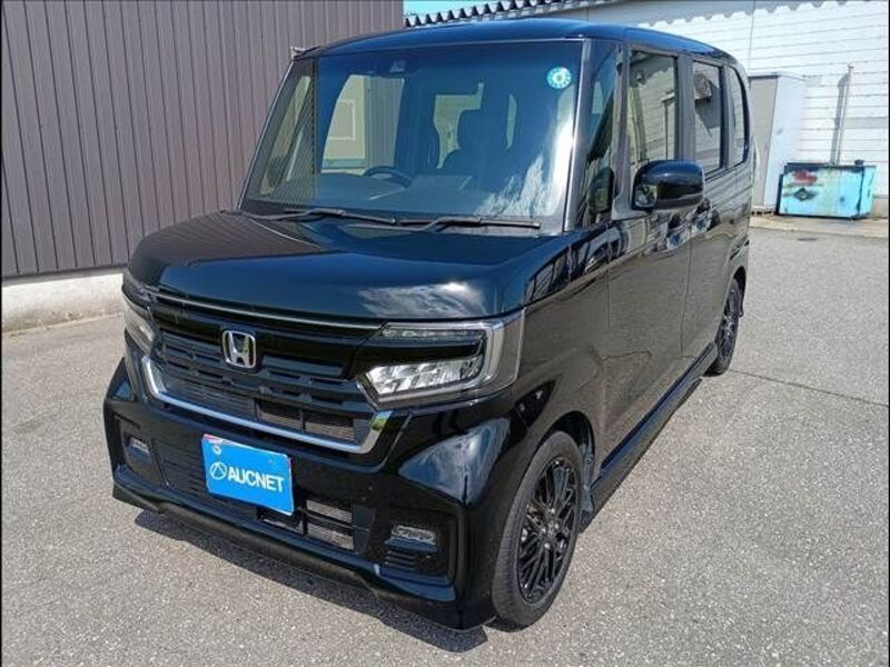 HONDA N BOX CUSTOM