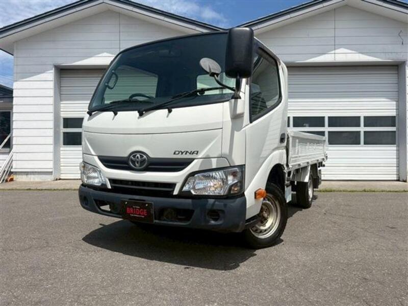 TOYOTA DYNA