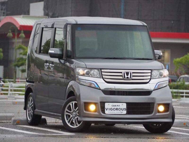 HONDA N BOX CUSTOM