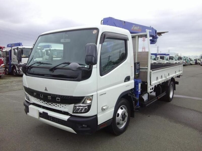MITSUBISHI CANTER