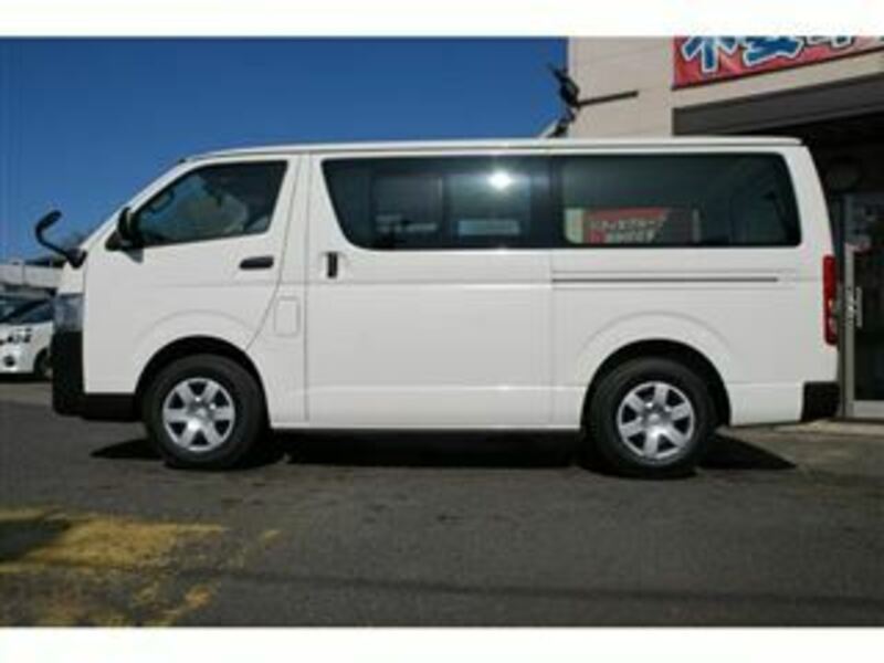 HIACE VAN-4