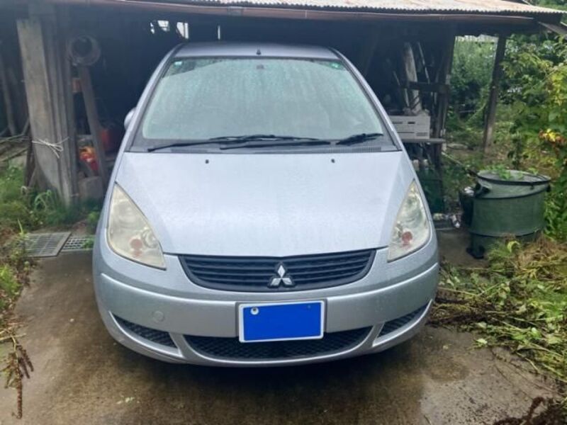 MITSUBISHI COLT