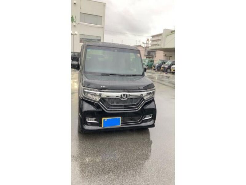 HONDA N BOX CUSTOM