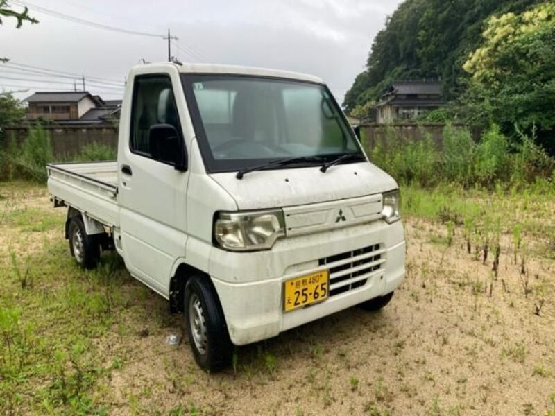 MITSUBISHI MINICAB TRUCK
