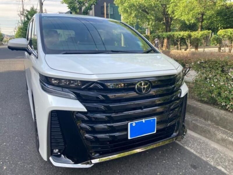 TOYOTA VELLFIRE
