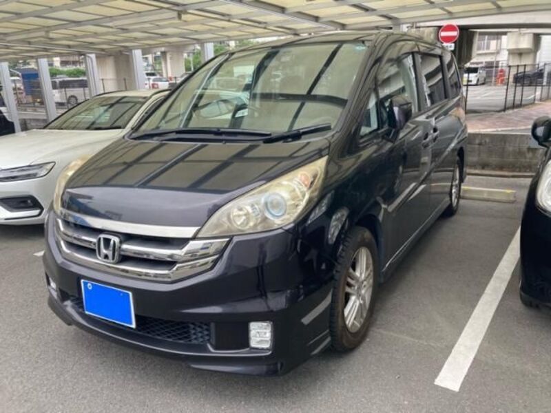 HONDA STEPWAGON SPADA