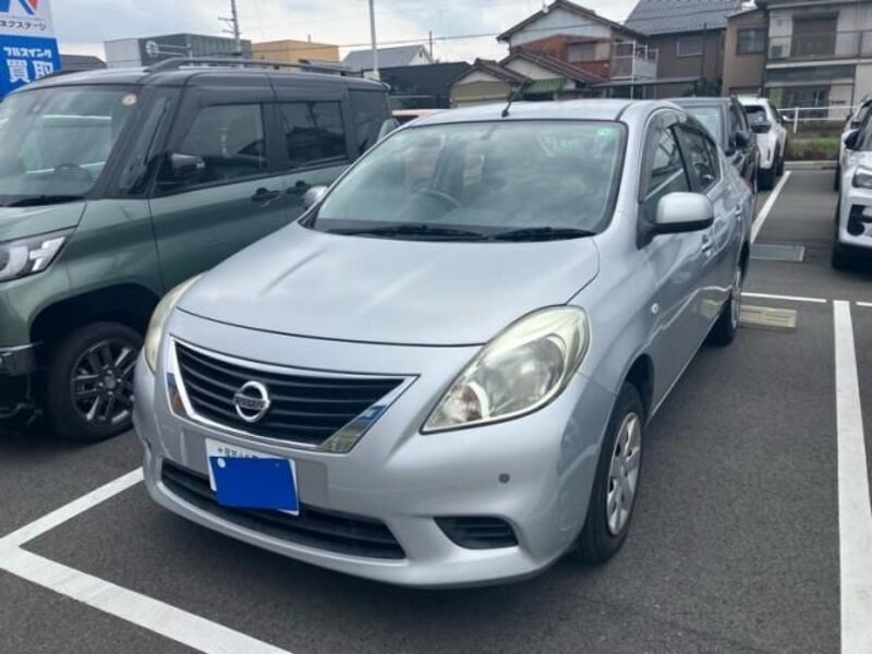 NISSAN LATIO
