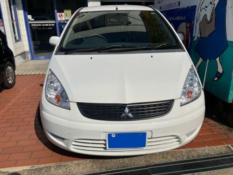 MITSUBISHI COLT