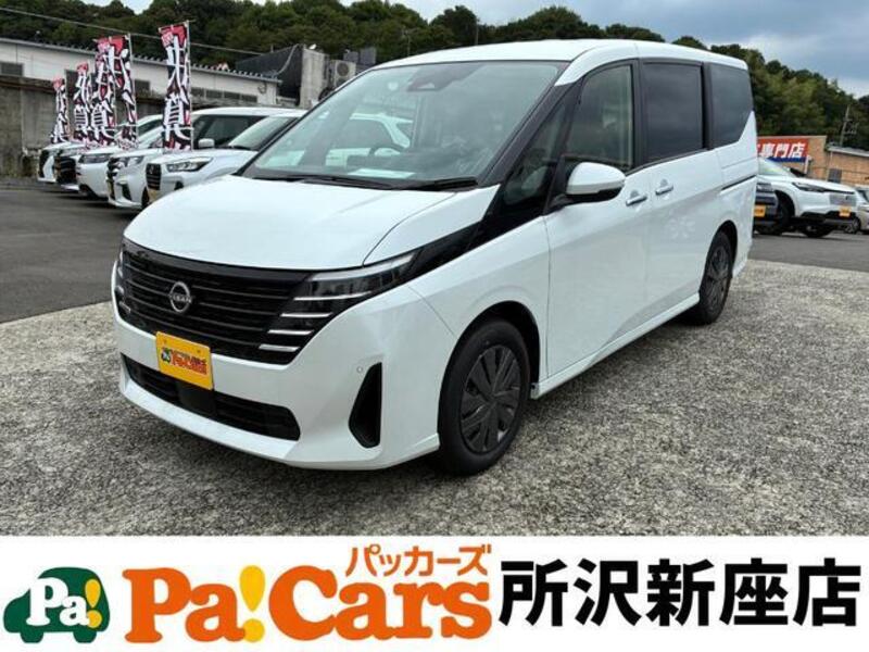 NISSAN SERENA