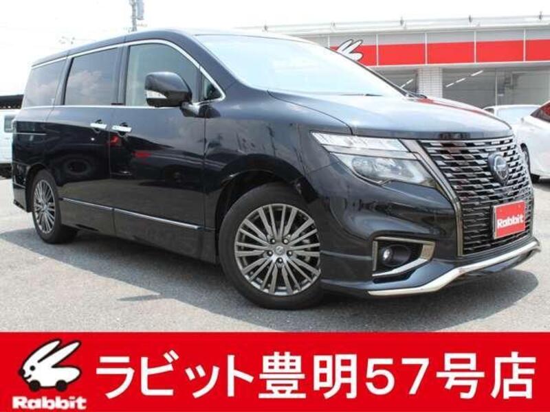 NISSAN ELGRAND