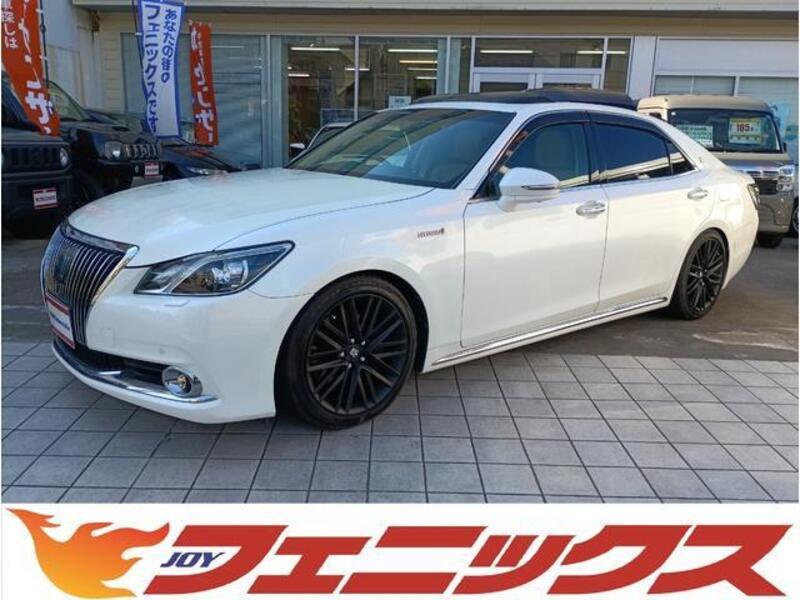 TOYOTA CROWN MAJESTA