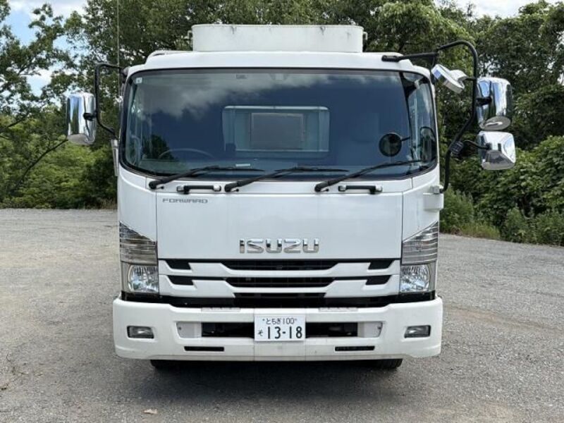 ISUZU FORWARD