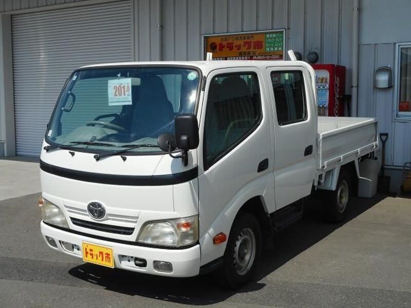 TOYOTA DYNA