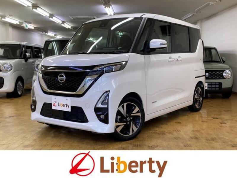 NISSAN ROOX