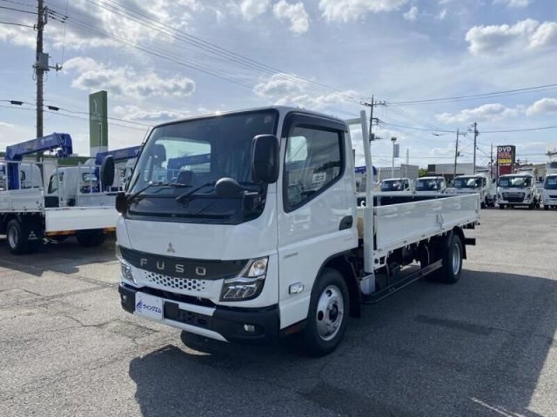 MITSUBISHI CANTER
