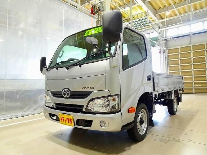 TOYOTA DYNA
