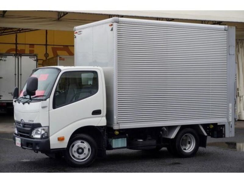 TOYOTA DYNA