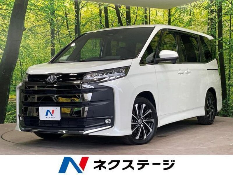 TOYOTA NOAH