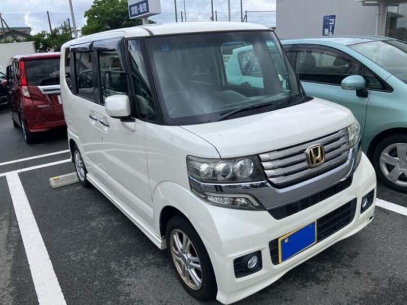 HONDA N BOX CUSTOM