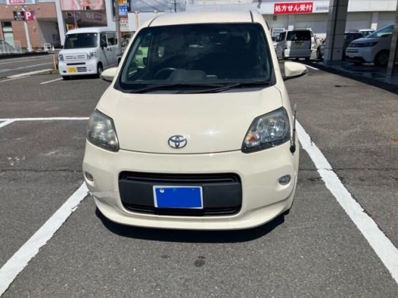 TOYOTA PORTE